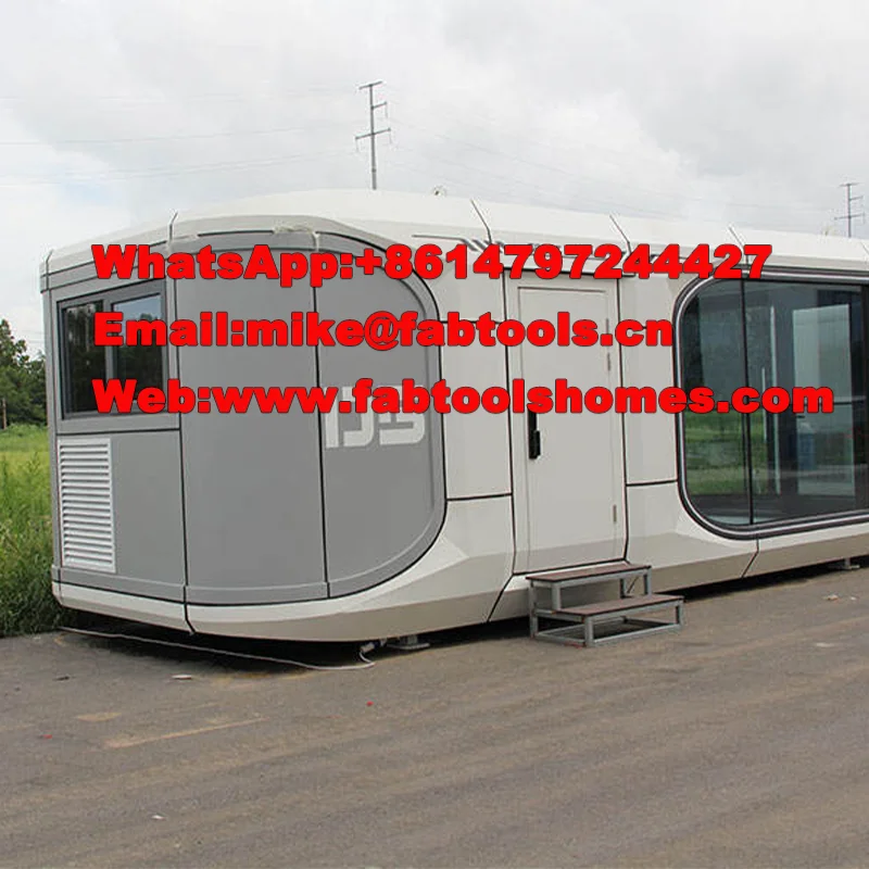 Outdoor Space Capsu…