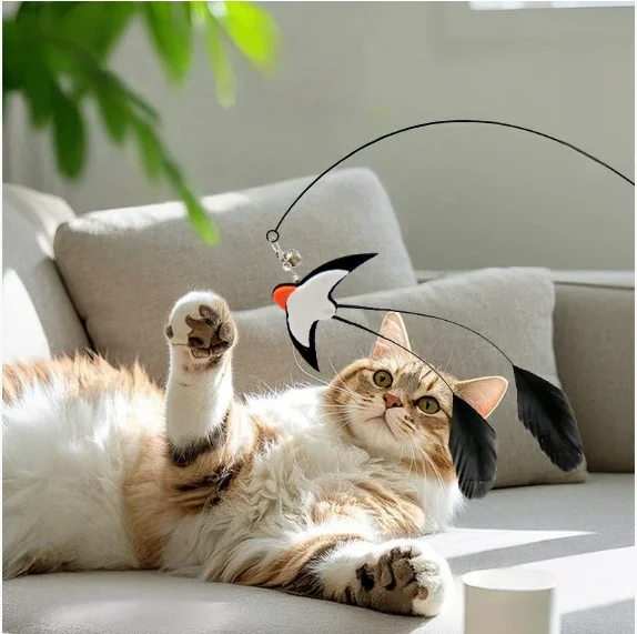 Palo de provocação de gato de andorinha pequena com haste longa, fio de aço com cabeça de substituição de pena de sino, brinquedo de gato para aliviar o tédio, brinquedo para animais de estimação