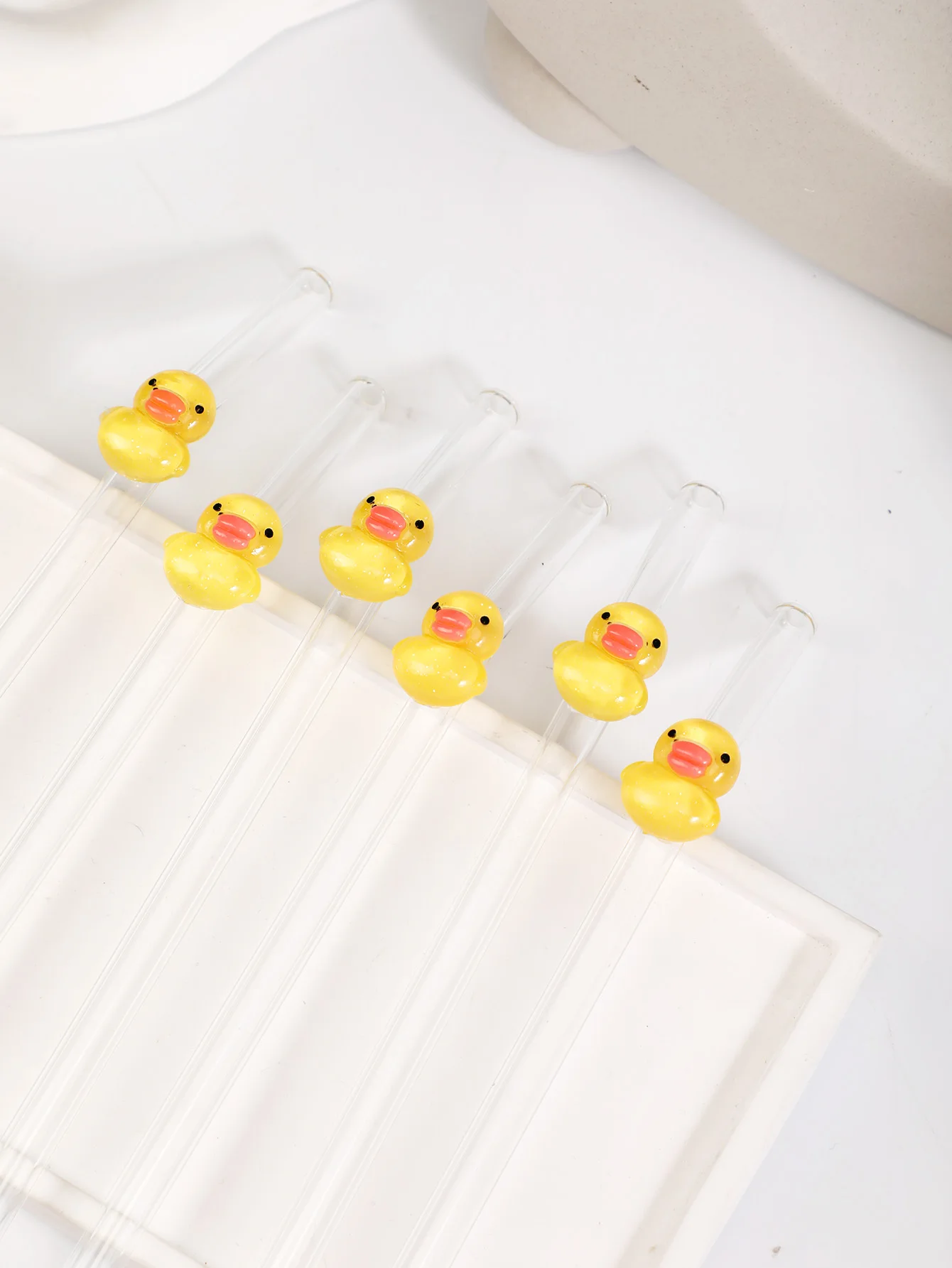1/6PCS Fashion Yellow Duck Glass Straw | Reusable Curved Design for Iced Coffee, Boba & Cocktails | Chic Accent for Travel