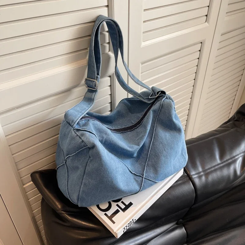 

Small Niche Design Denim Tote Bag 2024 Autumn New Fashion Versatile Crossbody Bag Women's Large Capacity Commuting Shoulder Bag