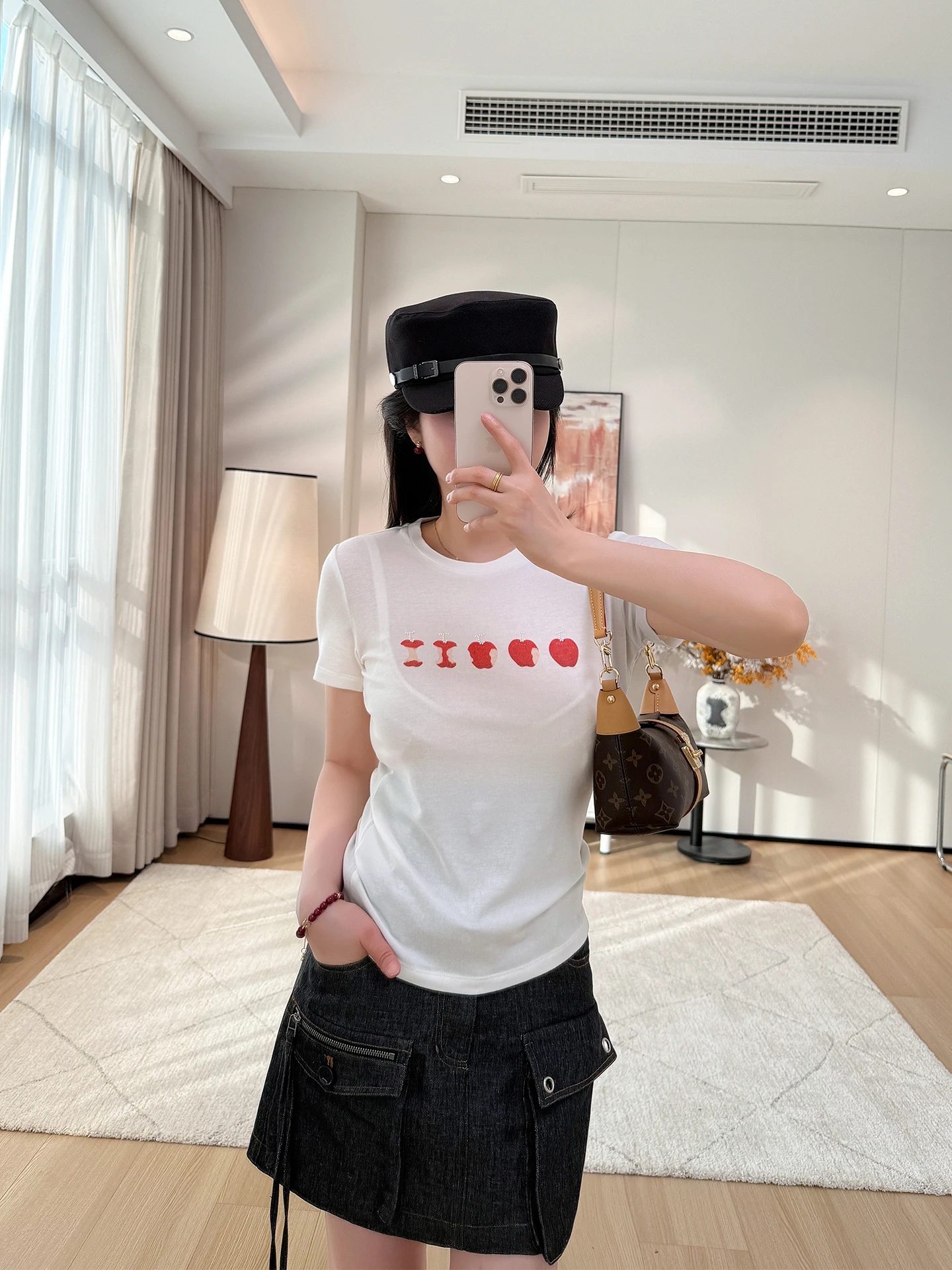 

White Camere Knitted T-irt Women's Print Semi-Transparent Lyocell round Ne ort Sve Top Casual Sle