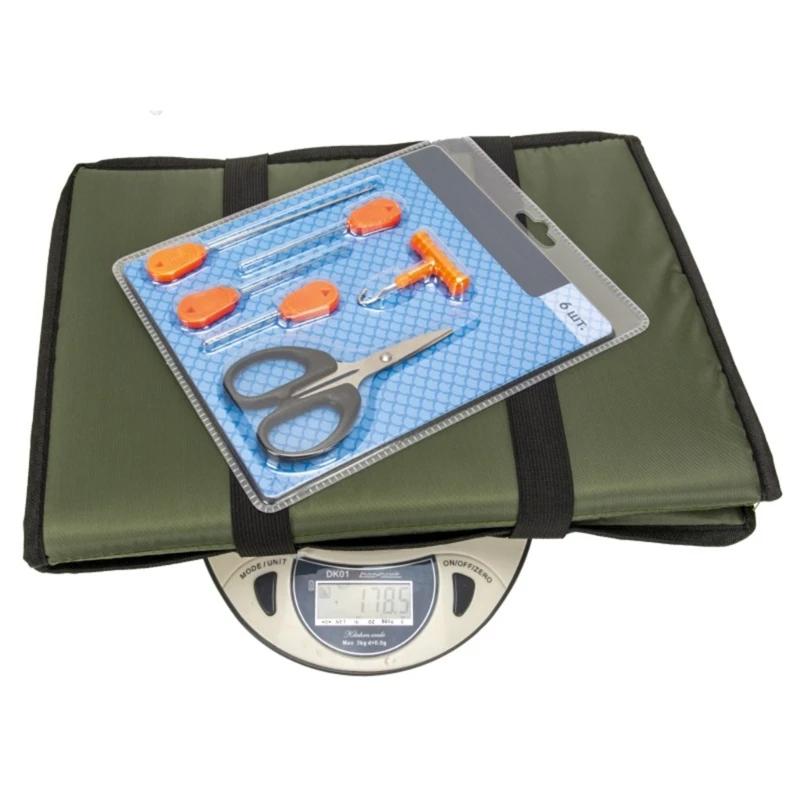 Fishing Unhooking Pad Foldable Fishing Mat with Baiting Needle Landing Pad Fishing Tackle Fish Gear Weigh Slings Mat