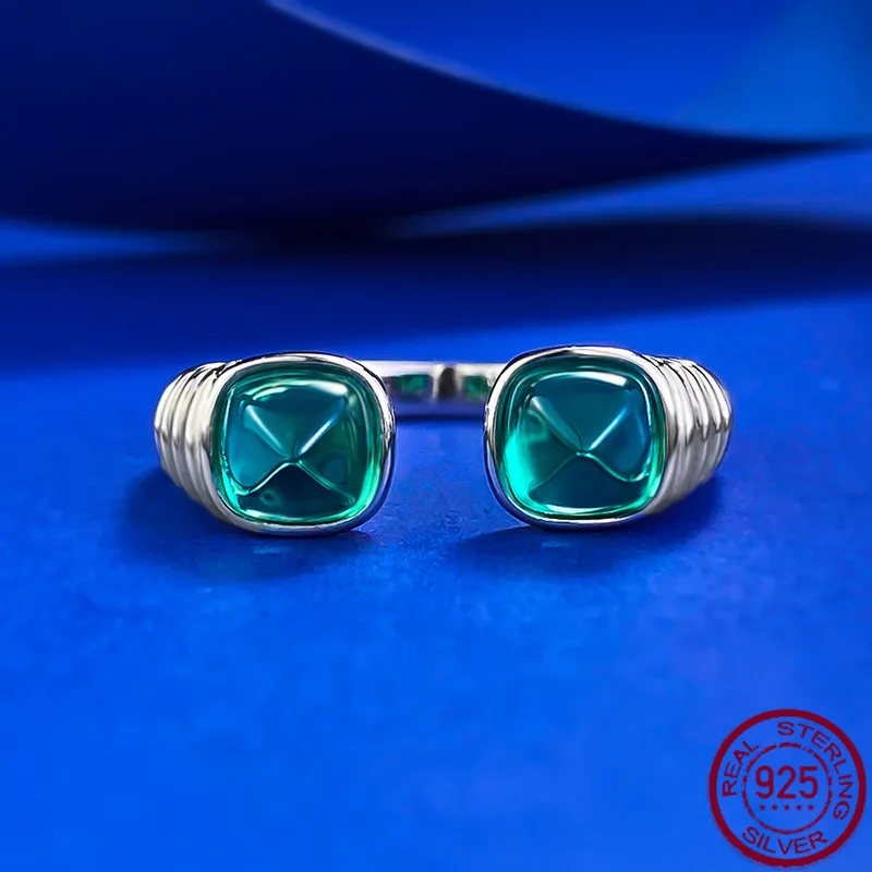 

Новое серебро S925, европейское и американское моделирование изумруда 5*5, открытое кольцо с сахарной башней, модные и простые свадебные украшения