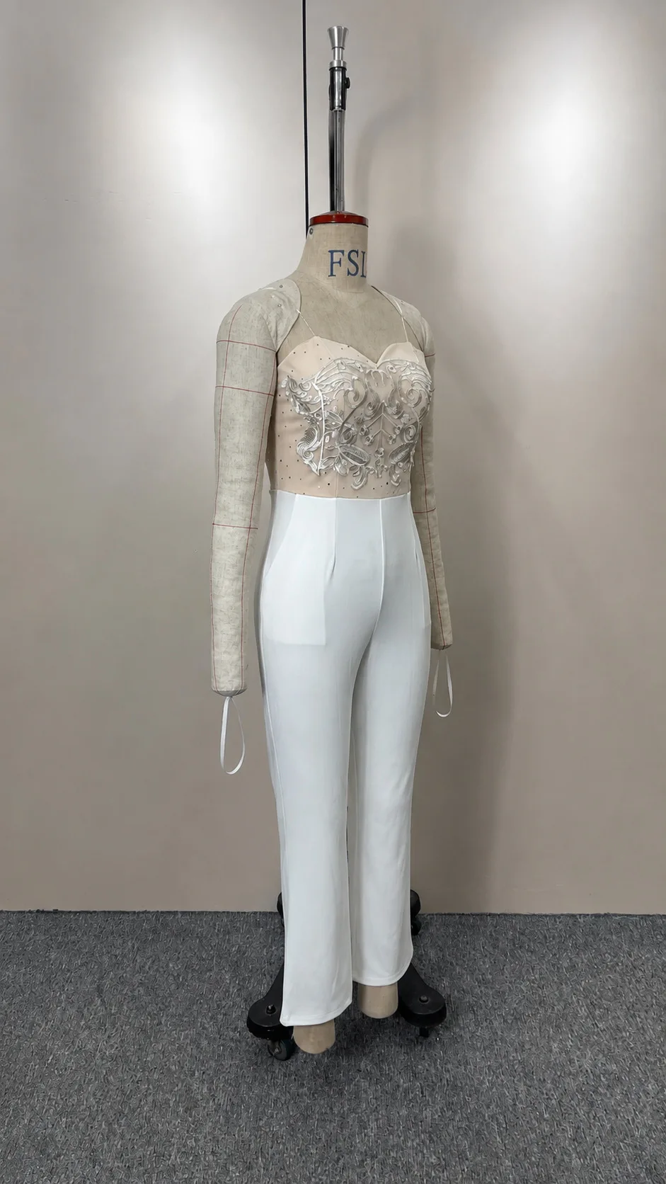 Sexy Bandeau Tube Top Jumpsuit Strapless Sleeveless Wide Leg One Piece Evening Party Elegant Slim Fit White Long Pants Outfit view 4