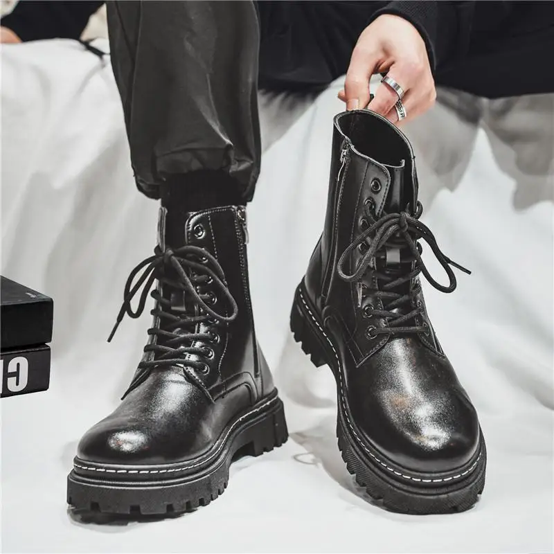 2023 Spring and Autumn New Desert Tactical American Retro Workwear Mid-Top First Layer Cowhide Black Motorcycle Boots Men