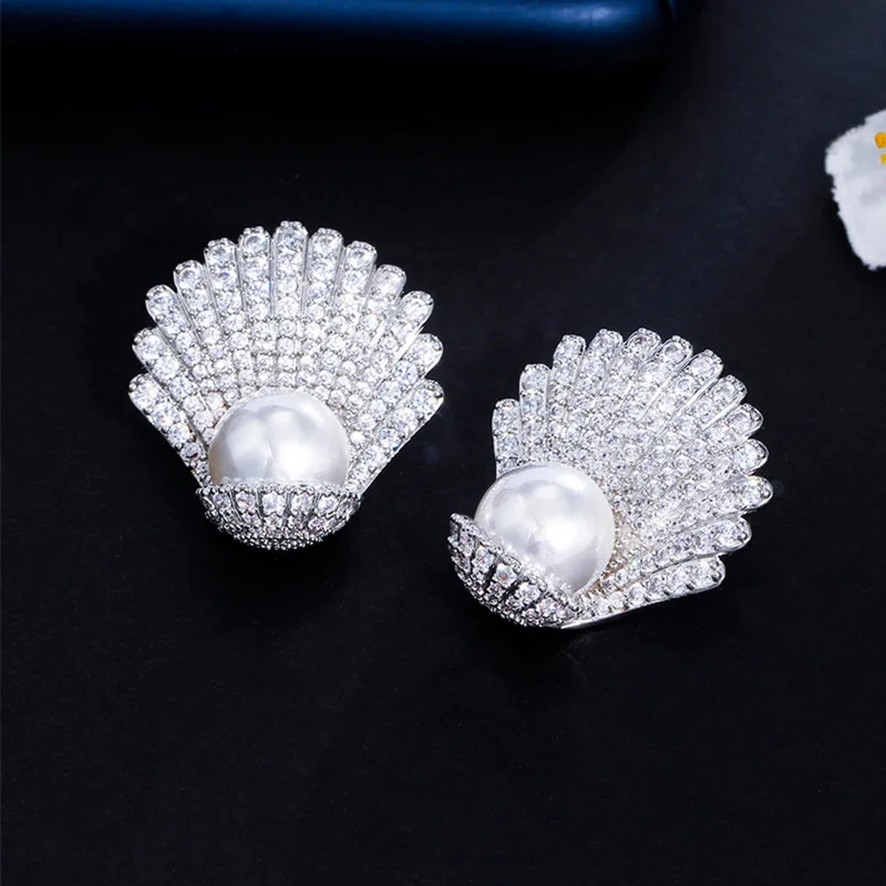 Korean Internet Celebrity Accessible Luxury Style S925 Silver Needle Pearl, Micro-Paved Zircon Fan-Shaped Earrings Street Shooting Live Broadcast Earrings, Valentine's Day, Mother's Day, Party, School Ceremony, Graduation Ceremony, Birthday Gift