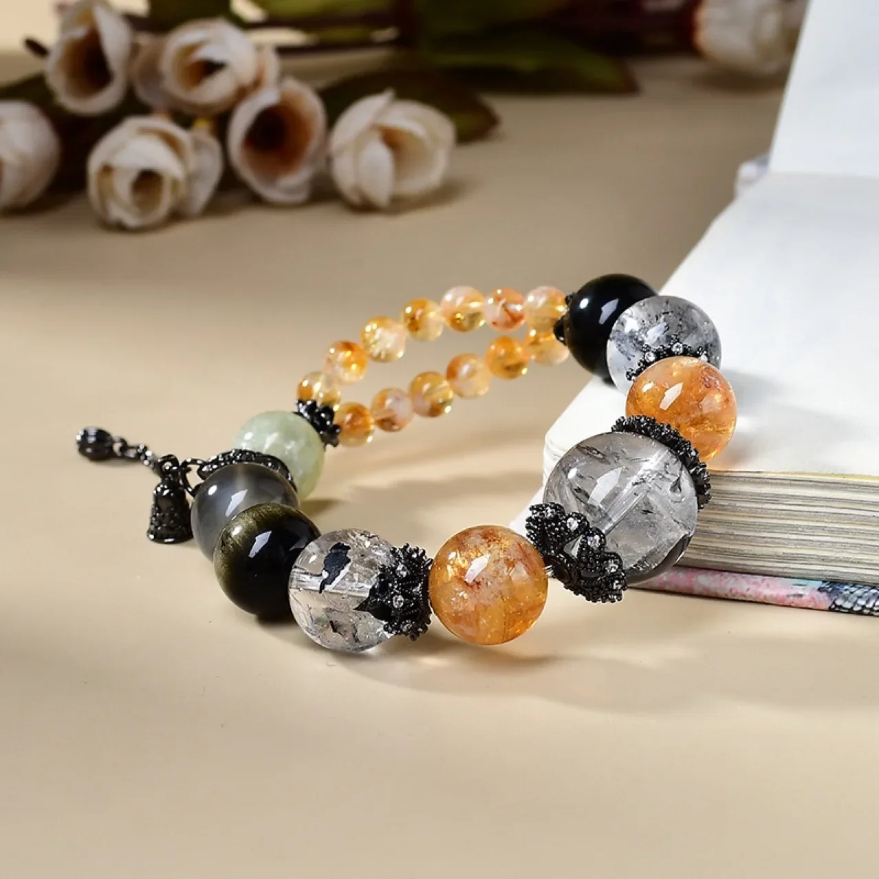 

Natural Yellow Tower Crystal Shining Obsidian Gray Moonlight Bracelet Women's Light Luxury Fashion Lucky Bracelet