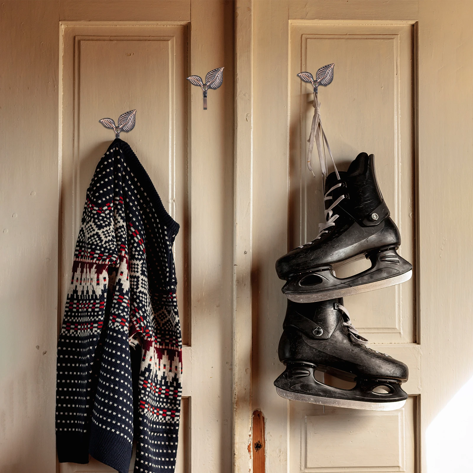 

4 set Coat Hooks Leaf Shape Heavy Duty Iron Wall Hooks for Kitchen Bedroom Hallway Study Bathroom Balcony Practical