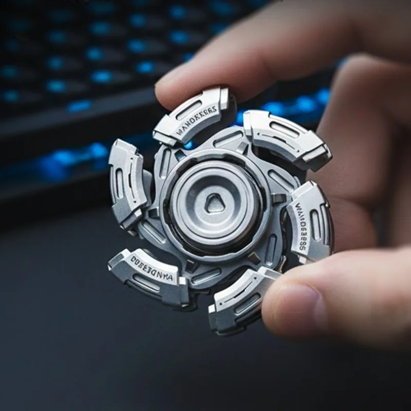 ของเล่นโลหะหมุนคลายเครียด บรรเทาความวิตกกังวล สำหรับผู้ใหญ่และเด็ก ของเล่นลดความเครียด หมุนได้อย่างราบรื่น ดีไซน์เท่ห์แบบเปิดได้