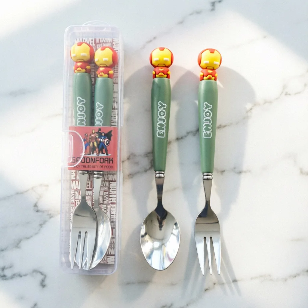 2026 NEUES Cooles Helden-Besteckset Captain Cartoon Gabel Löffel Set Aufbewahrungsbox Tischgeschirr Geburtstags-Weihnachtsgeschenk für Fans Themenparty – Detail 6