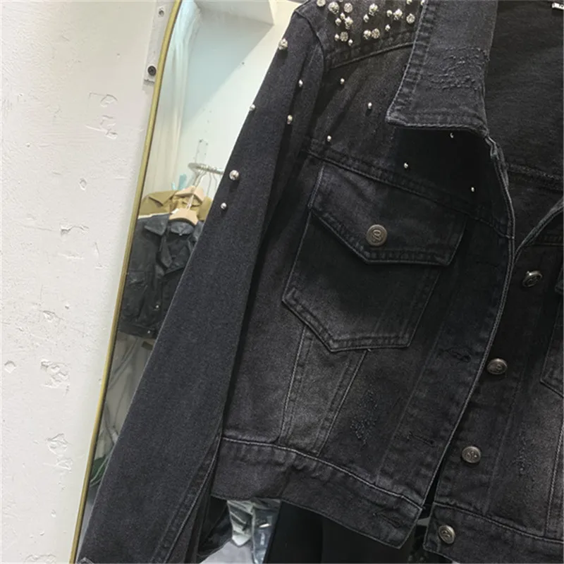 Vintage Beading Denim Jacket Women High-End Short Jean Coat Autumn New Long Sleeve Black Tops Female Loose Cowboy Outerwear T365