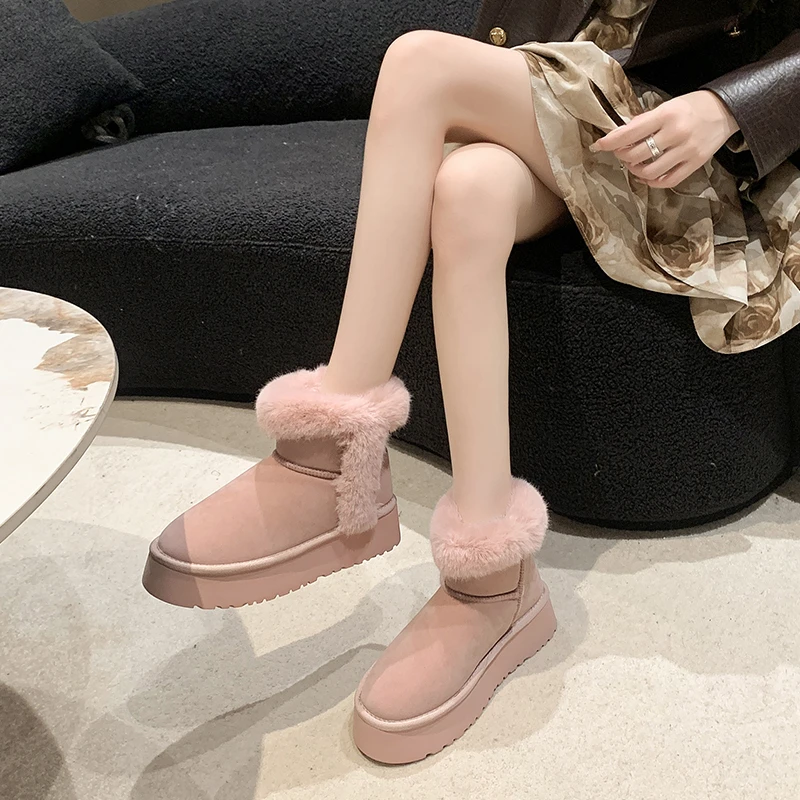 

2024 New Winter Women's Fur Slippers, Thermal Boots, Short Plush Flats, Home Cotton Shoes, Suede Mules, Women's Boots