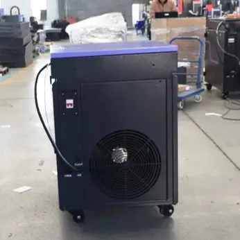 1500W 2000W 3000W เครื่องทําความสะอาดเลเซอร์ไฟเบอร์เลเซอร์เครื่องกําจัดสนิมสําหรับสีโลหะสนิม