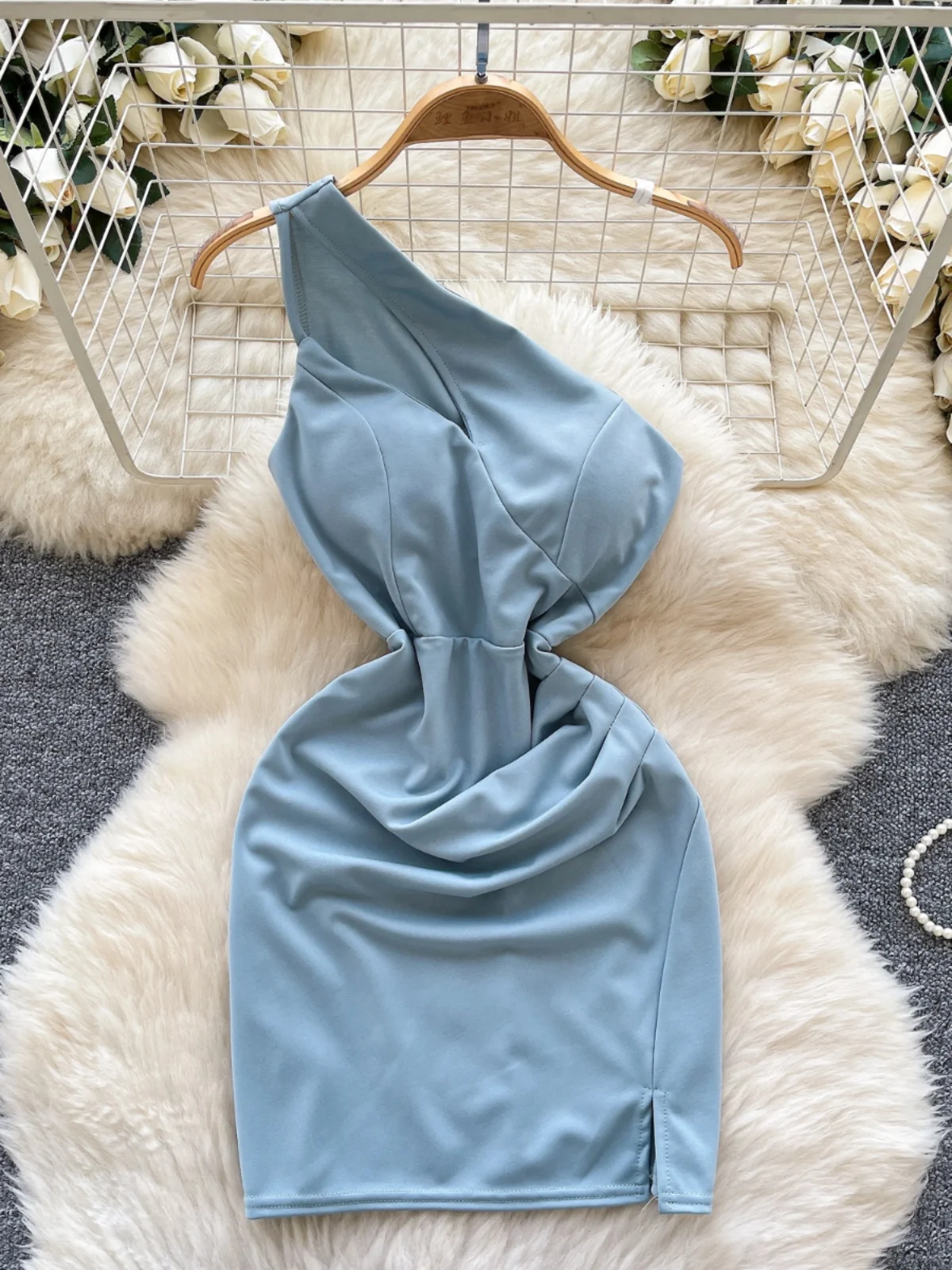 Foamlina 2025, nuevo vestido rosa polvoriento de gama alta con un hombro recortado, minivestido ajustado para mujer, vestido Sexy para fiesta y Club con cita