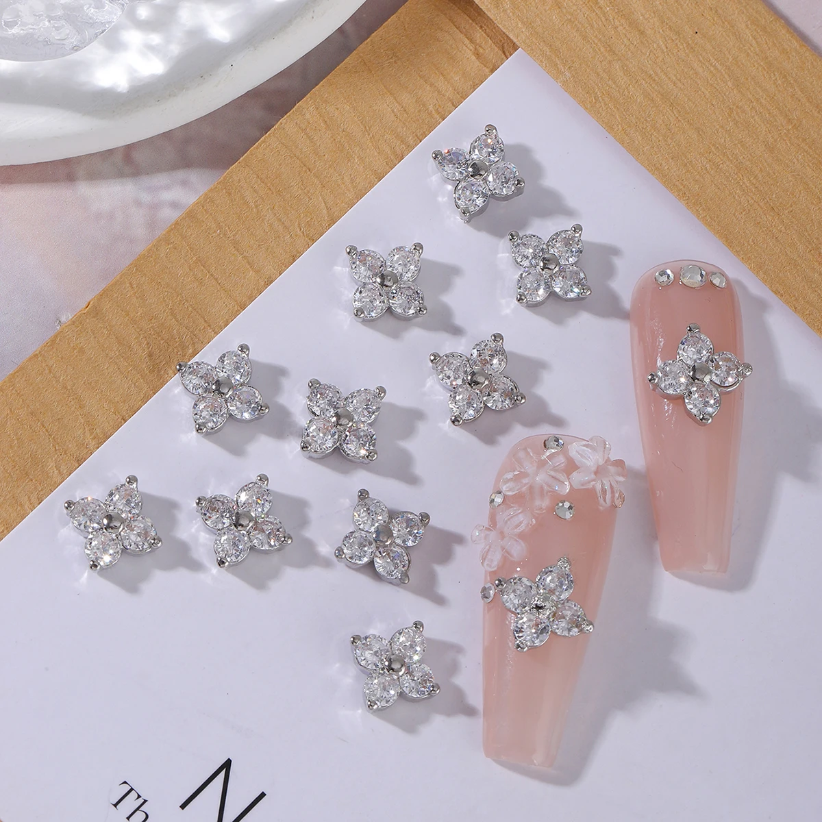 6 pcs Japanese Zircon nail light luxury wind with diamond color four-leaf clover copper with zirconium texture nail decoration