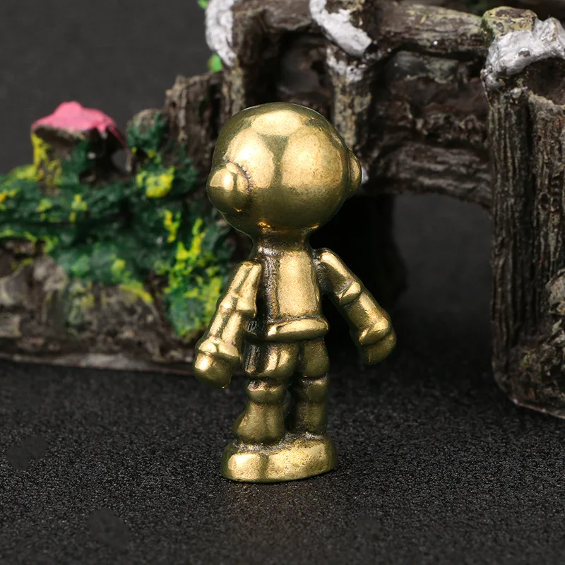 Retro Solid Brass Robot Astronaut Figurine Ornament Desktop Decoration Cyberpunk Tea Pet Home Decoration Accessories Crafts Gift