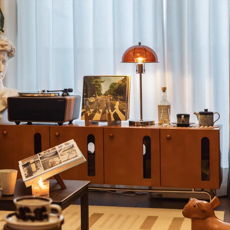 خزانة تلفزيون من الخشب الصلب في العصور الوسطى وغرفة معيشة بسيطة وخزانة كلاسيكية وخزانة أرضية من الرياح الكريمية الفرنسية