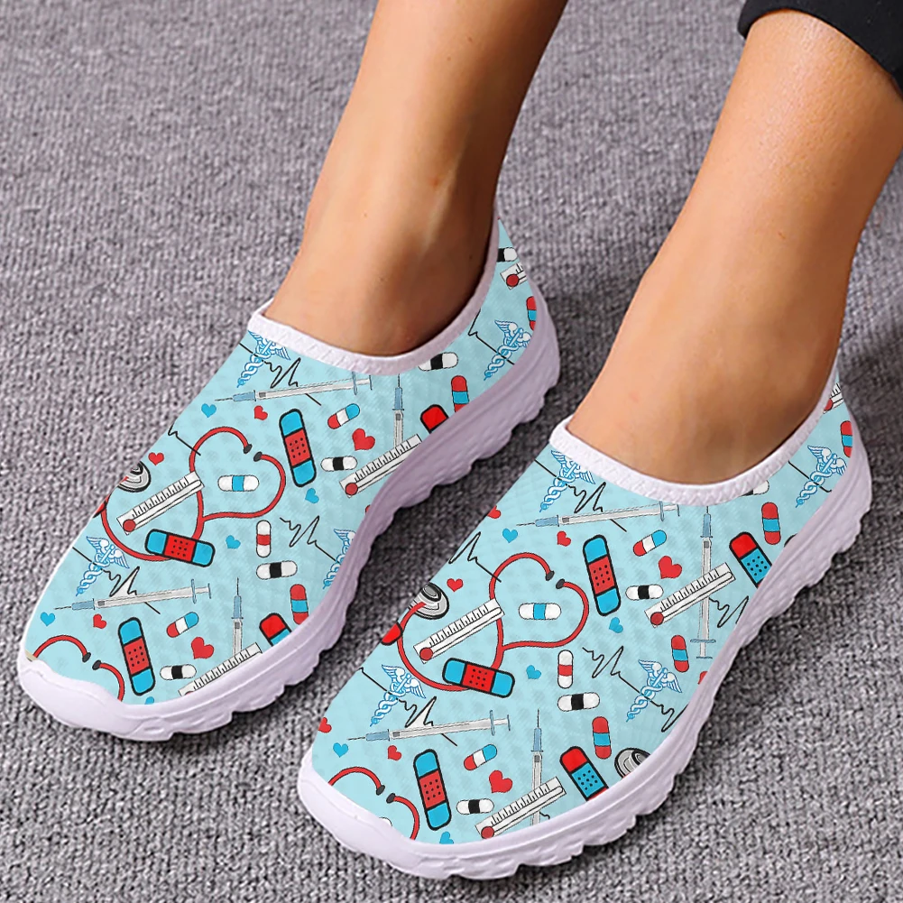 INSTANTARTS 2023 Nursing Shoes Stethoscope Medical Supplies Pattern Women\'s Non-Slip Flat Shoes Summer Breathable Mesh Sneakers