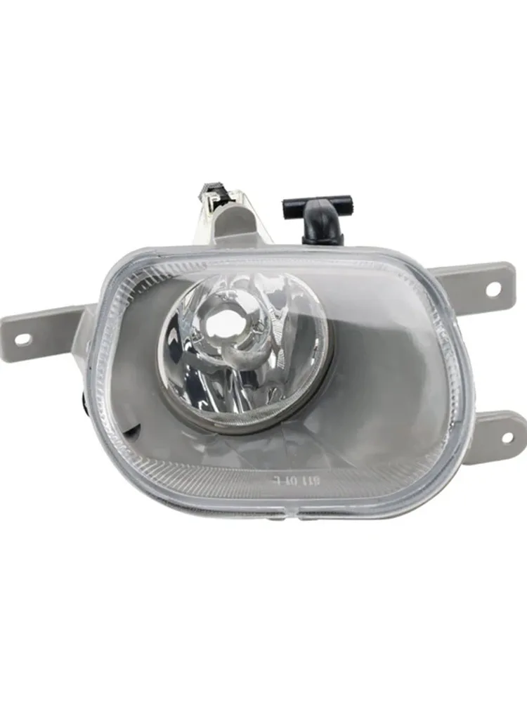 For Volvo XC90 2003-2015 Years Car Front Bumper DRL Running Light Turn Signal Lamp Fog Light 31111182 31111183 Car Accessories