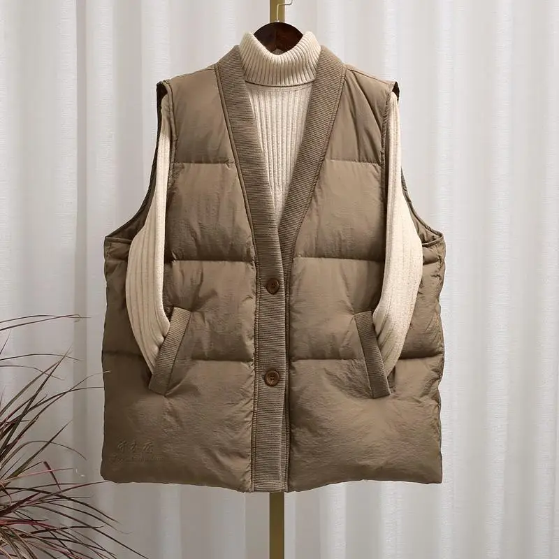 

Утепленный белый пуховый жилет с модными вязаными вставками и V-образным вырезом, осенне-зимняя новинка, стильная женская куртка