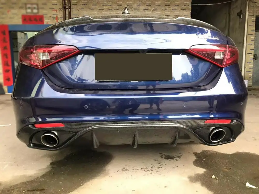 Product Customization ForAlfaRomeo Giulia Rear Diffuser Lip Spoiler With Exhaust Tips Carbon 2017 - 2019 Car Exterior Decoration