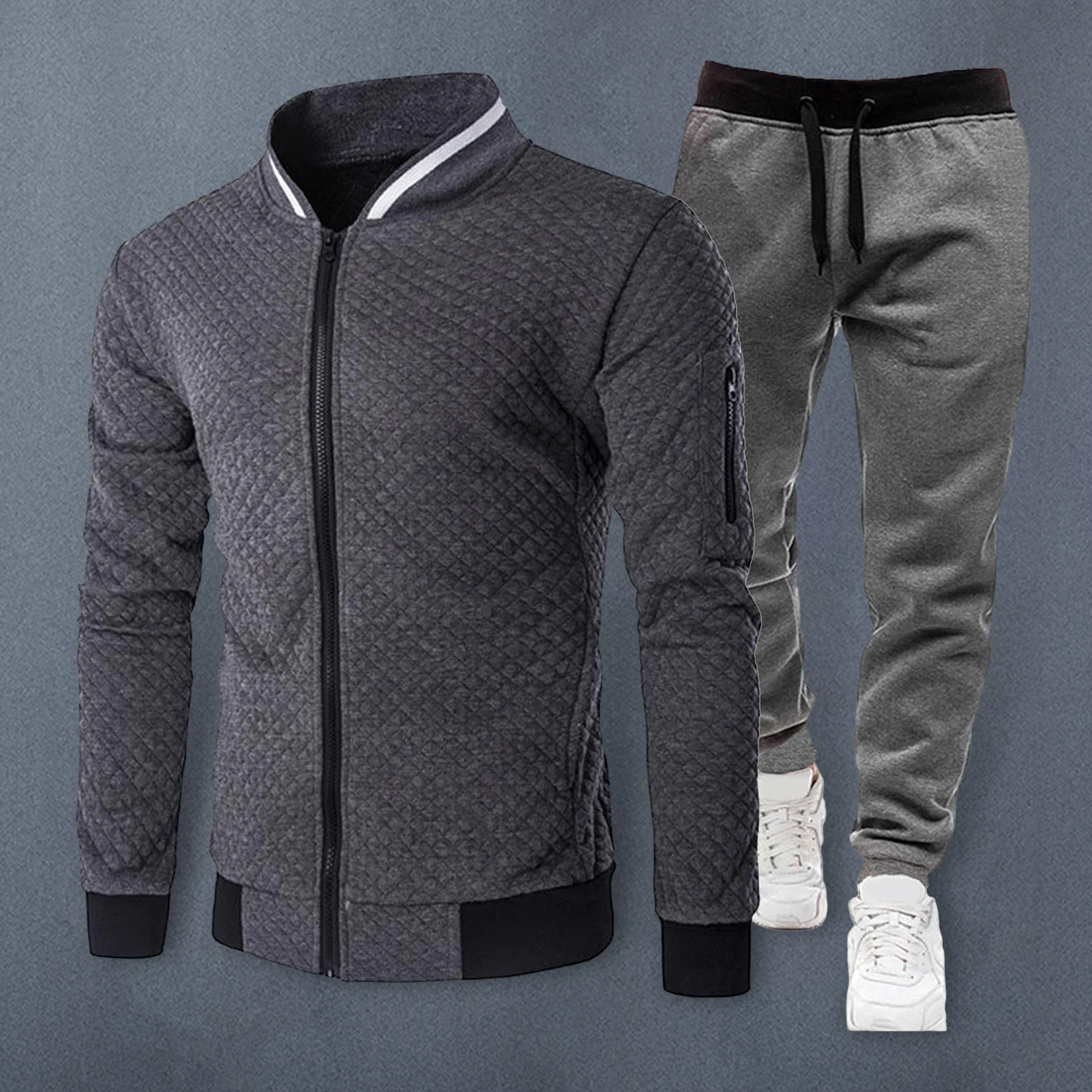 Men\'s casual suit, regular fit, two-piece jacket and trousers suit, solid color design.