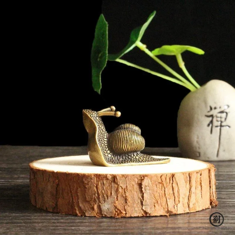Vintage Pure Copper Pet Tea Snail Ornament, Mini Snail Figurine, Tea Pet Tea Ceremony Collection Decoration, Desktop Plaything