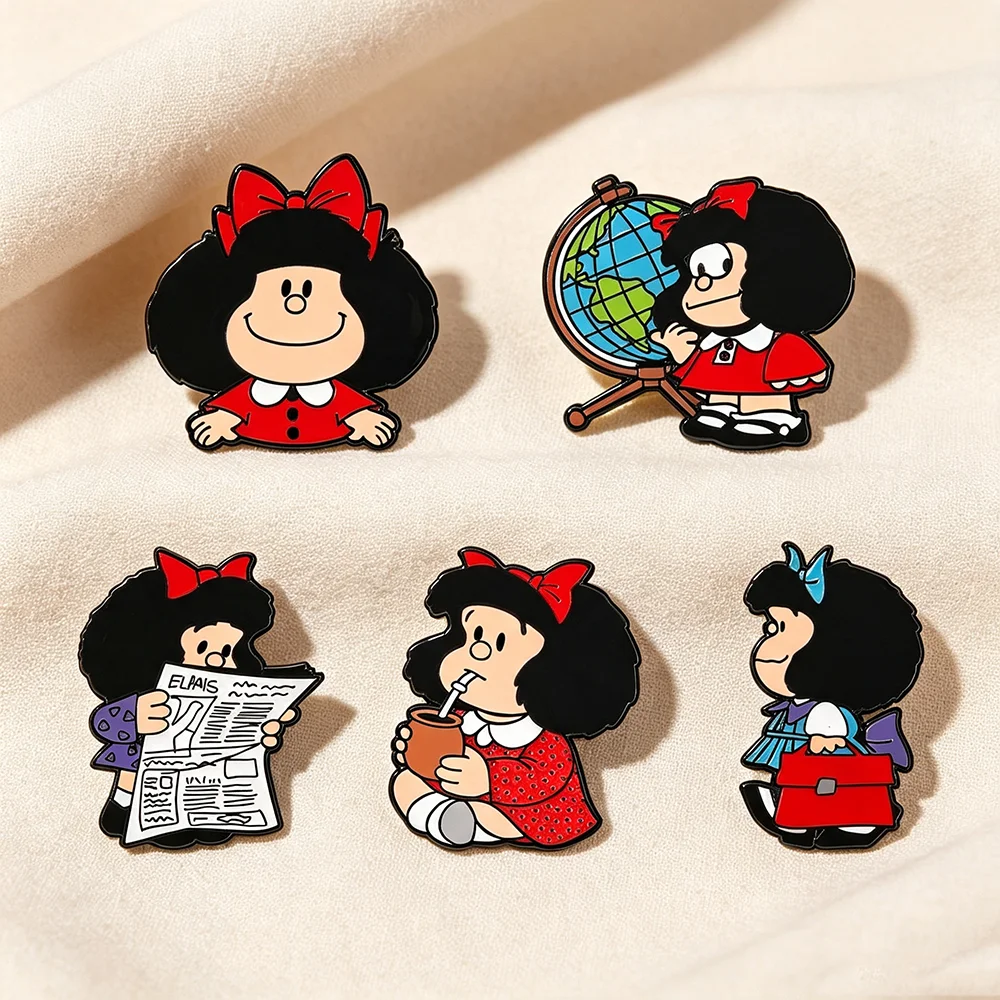 5pcs Set Pin Enamel Gadis Kart - Vintage Collectible Clothing ulasan dan harga