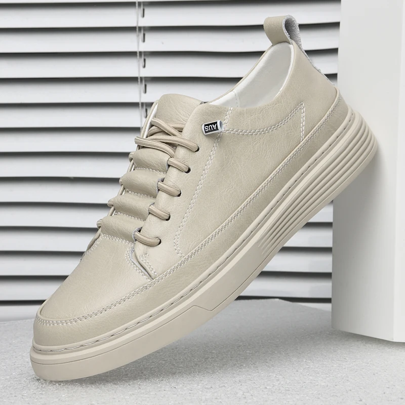 

2025 Autumn Men's White Sneakers - Breathable Korean Street Style, Versatile Casual Shoes with Hong Kong Vibes