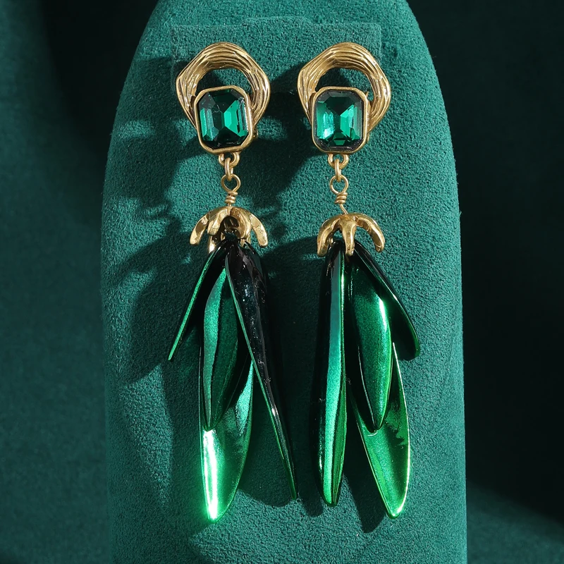 

Vintage Emerald Leaf Drop Earrings Luxury Antique Art Deco Rhinestone Gold Color Jewelry For Women Brand High Quality Gift Party