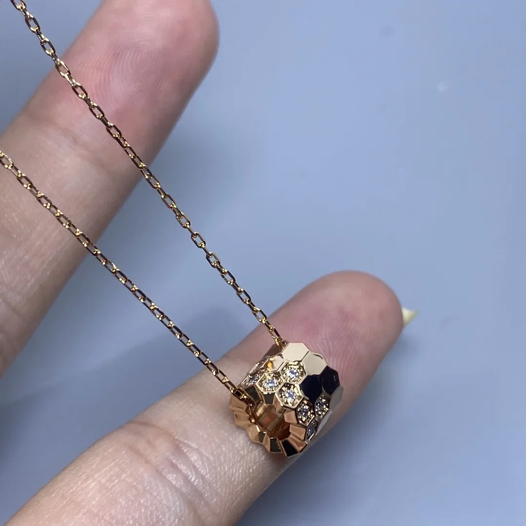 

925 Pure Silver Diamond Honeycomb Face Necklace Versatile Fashion Jewelry
