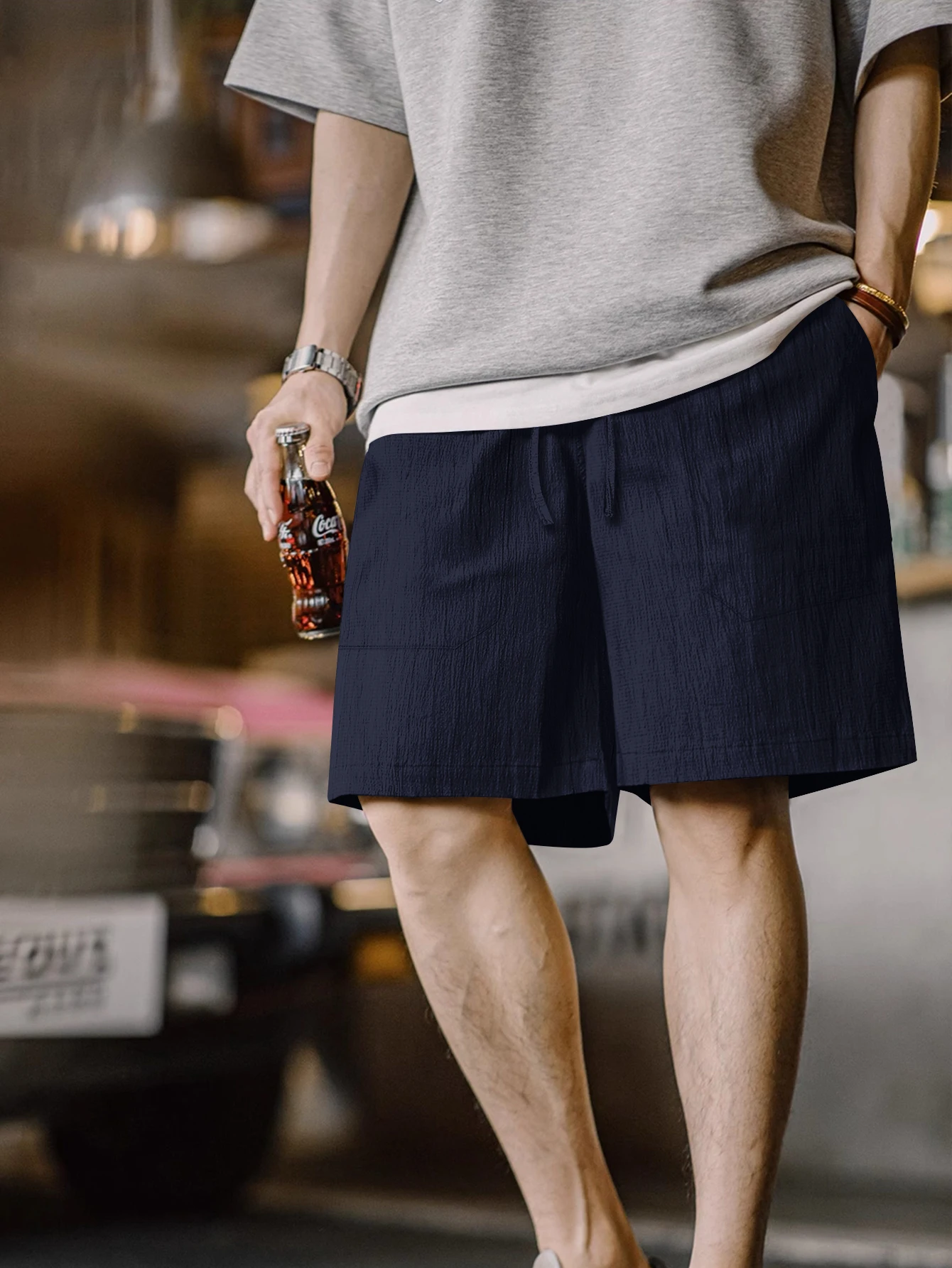 Summer New Fashionable Casual Shorts Solid Color Texture Large Pocket Loose Men's Pulling Rope Beach Pants