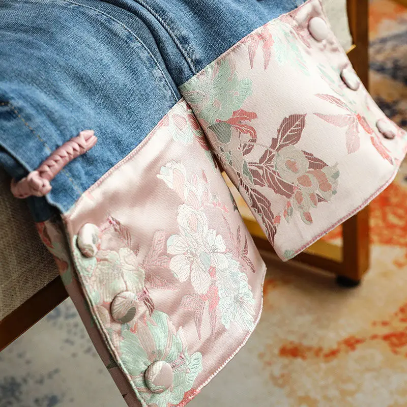 

2025 Spring Summer Women Floral Pattern Patchwork Blue Denim Pants , Vintage Slim Stretchy Jeans Trousers for Woman