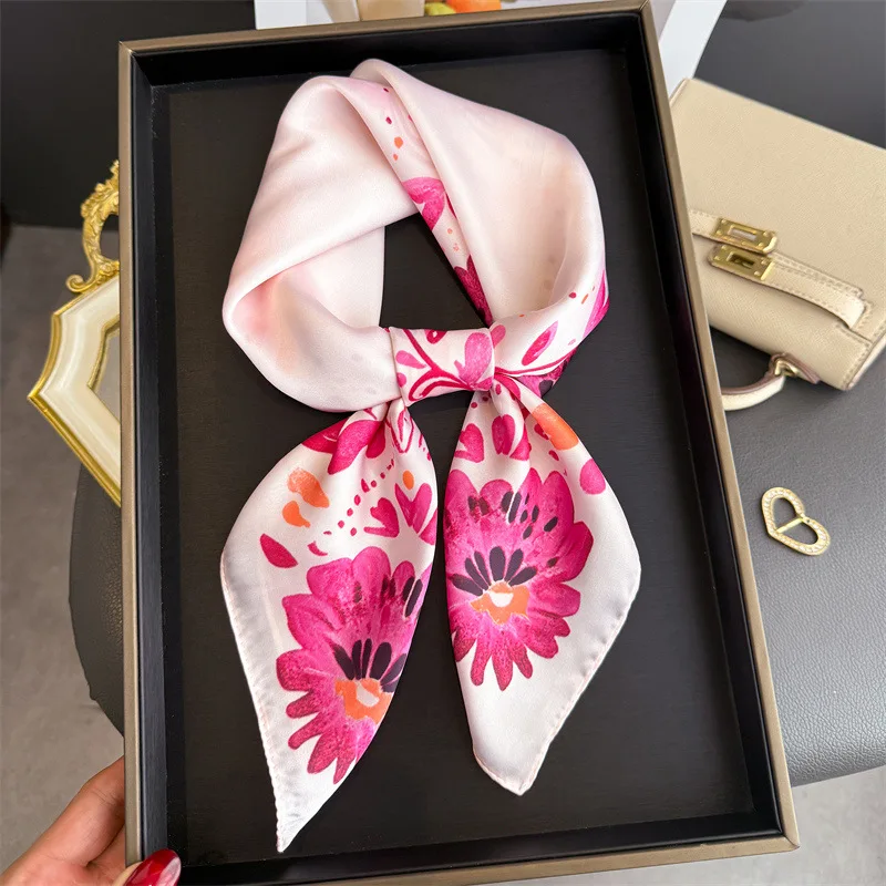 Luxuriöser quadratischer Seidenschal für Damen, eleganter Hijab, weicher, atmungsaktiver Schal, modischer Schal für Reisen.
