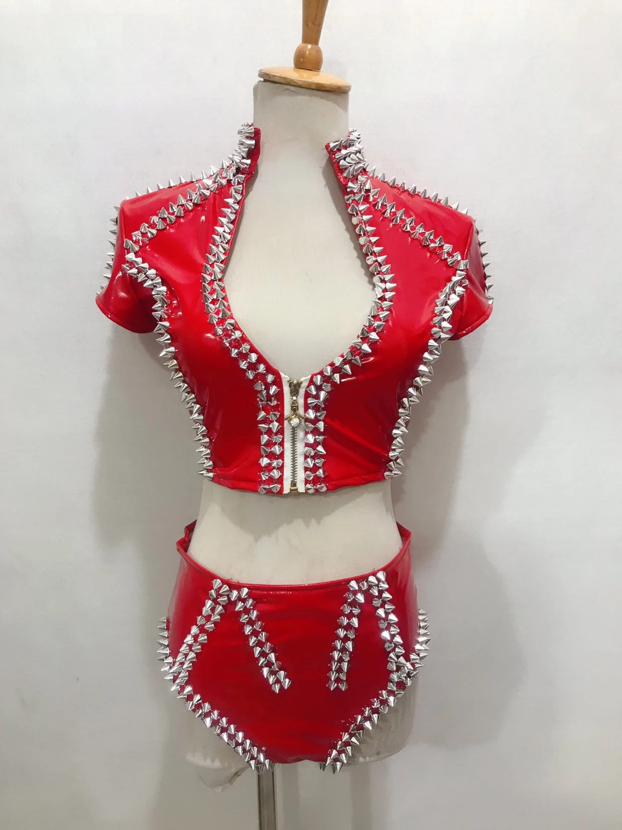 Sexy Low-Cut Rivet Pole Dance Costume Nightclub Jazz Gogo Dancer Dancewear PU Leather Drag Queen Clothes Rave Outfit