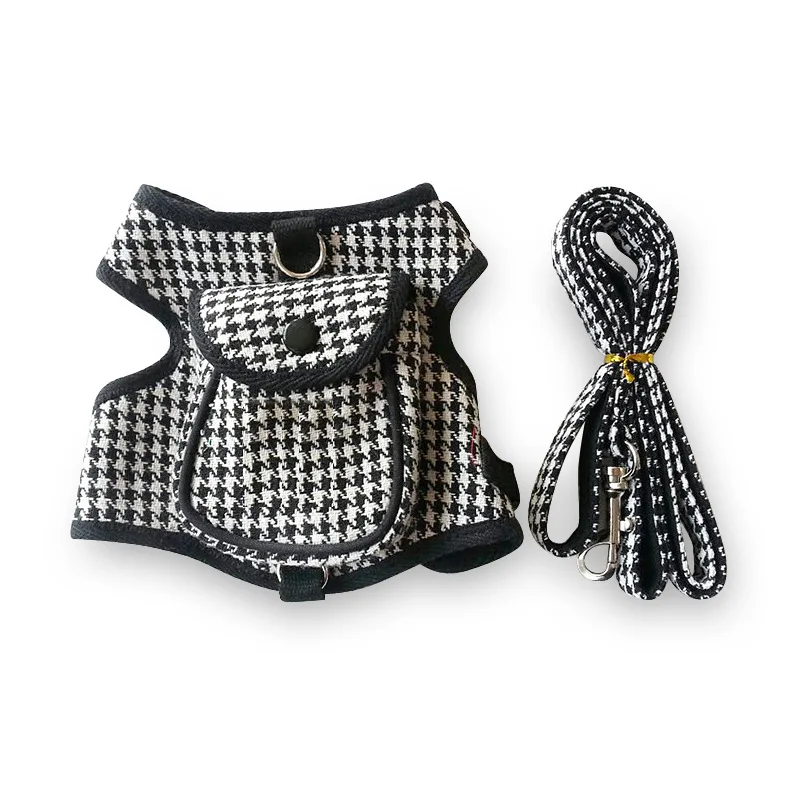 Step in Dog Harness Black Red Plaid Harness withe Snack Bags for Small Dogs Cat Houndstooth Traction Suit Puppy Harness Vest