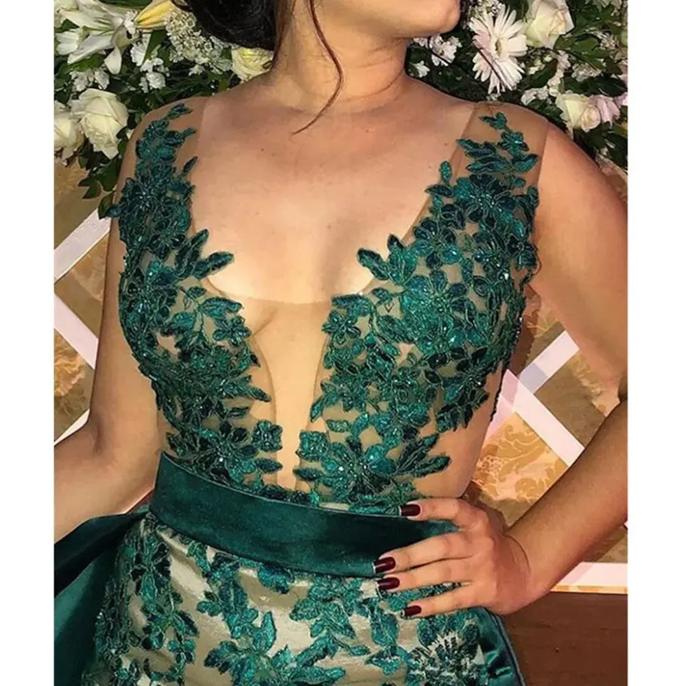 Sexy Green Lace Evening Dresses Arab Women Thigh Slit Detachable Train V-neck Ball Gowns Sleeveless Formal Party Dress Gala Robe