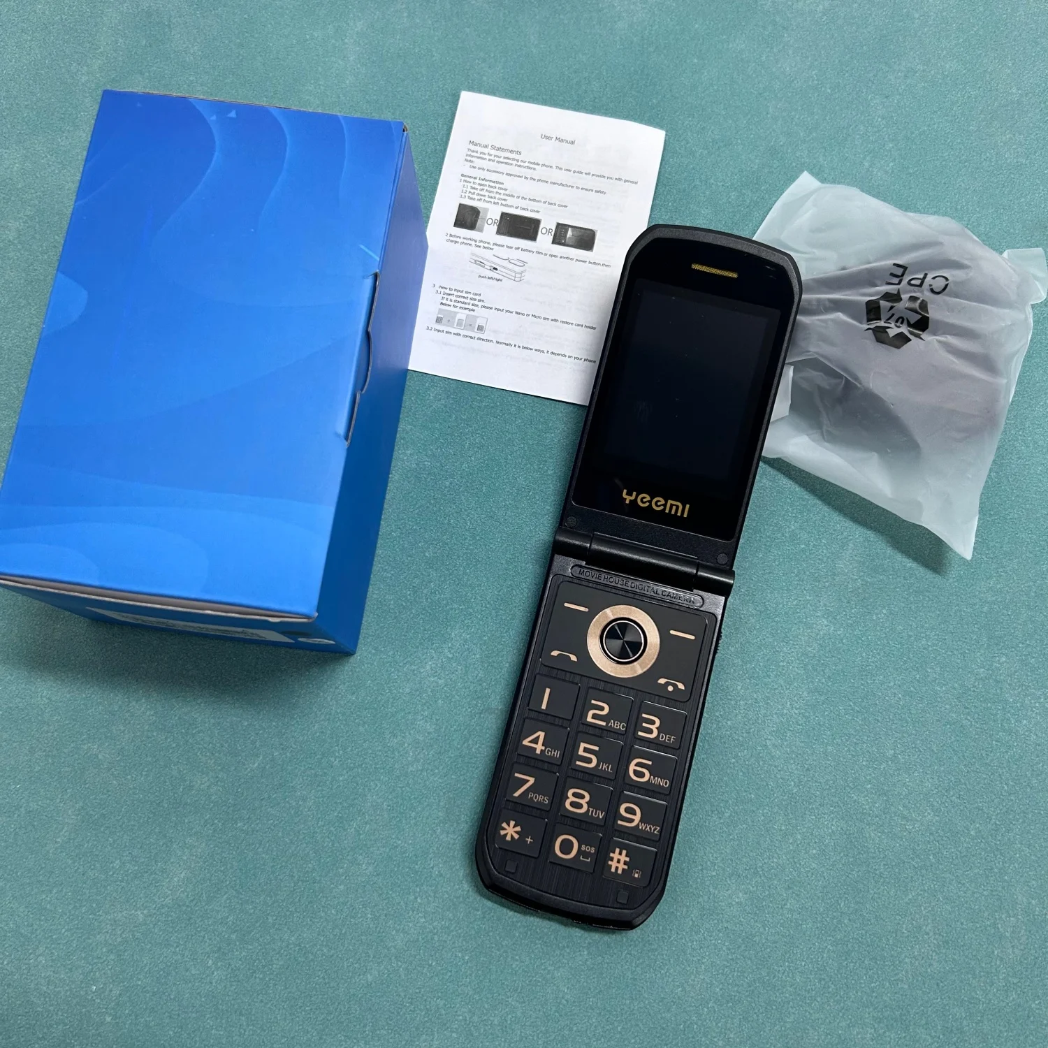 S7A 2G YEEMI Flip CellPhone 2.4inches MTK HD Screen GSM Dual SIM Card 1000mAh Mp3 Mp4 FM 8W Camera Type-C 2G Mobile Phone