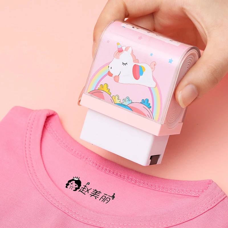 แสตมป์ชื่อเด็กกันน้ำไม่ซีดจางป้ายเสื้อผ้าแบบซักได้สำหรับเสื้อยืดหนังสือรองเท้าของเล่นสำหรับเด็ก