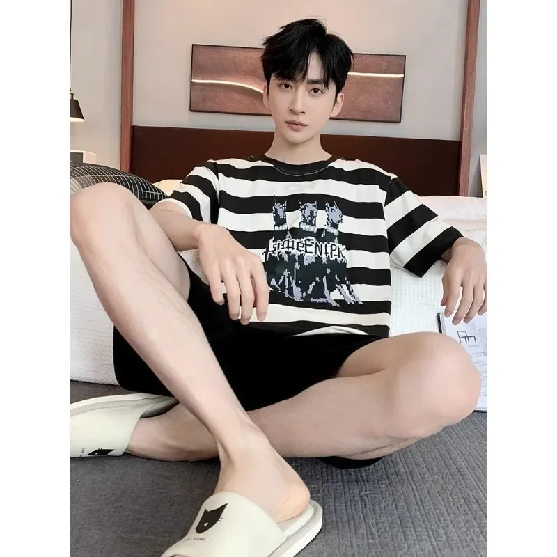 

Мужские пижамы, летние шорты с короткими рукавами, подростковая мода, пуловер в полоску с круглым вырезом больших размеров, одежда для сна, домашняя одежда, комплект из 2 предметов, ночное белье