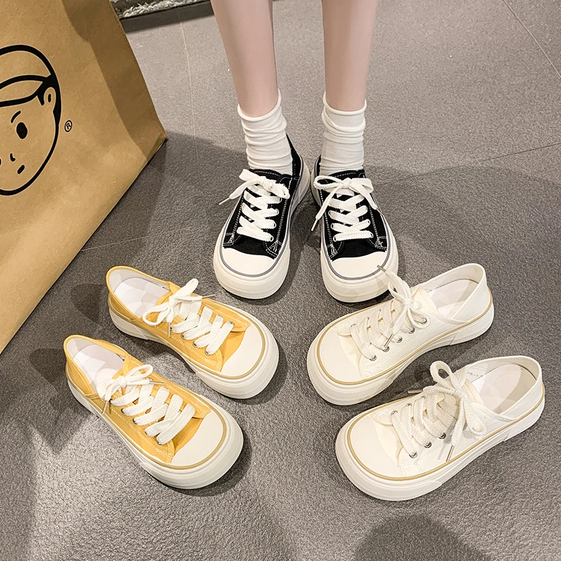 2023 Spring/Summer New Fashion Korean Edition Simple and Versatile Board Shoes for Women Wearing Casual Ugly Cute Big Head Canva