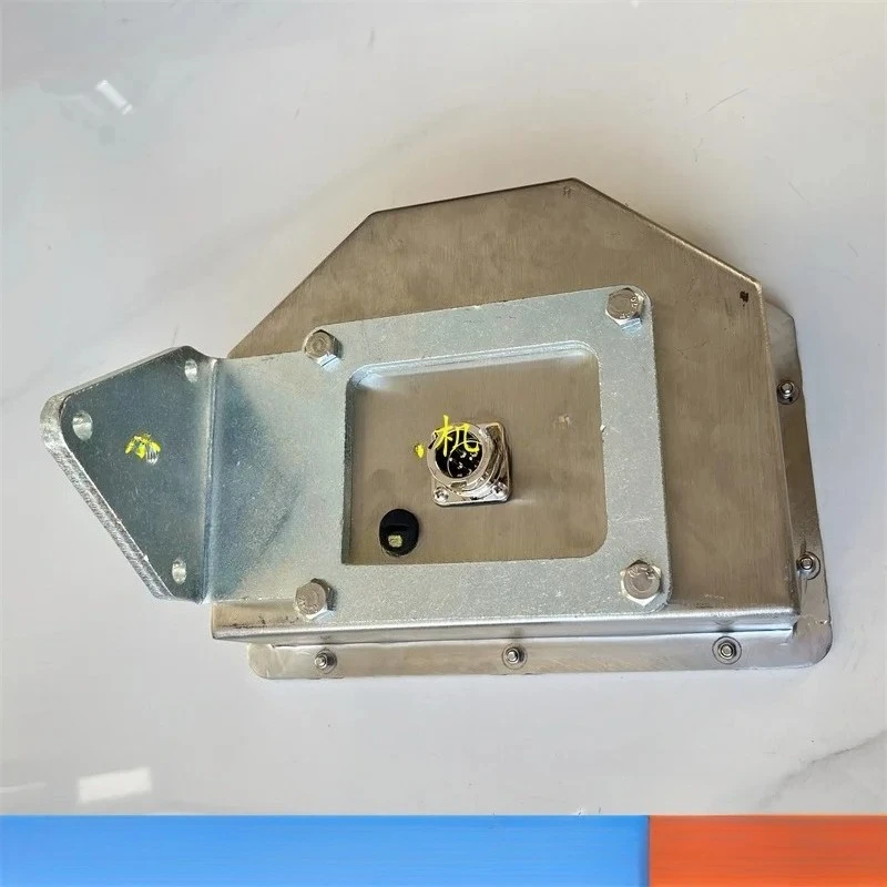 7820 8820 8620 820 6820 Control lateral pavimentado, caja de control lateral, caja de control