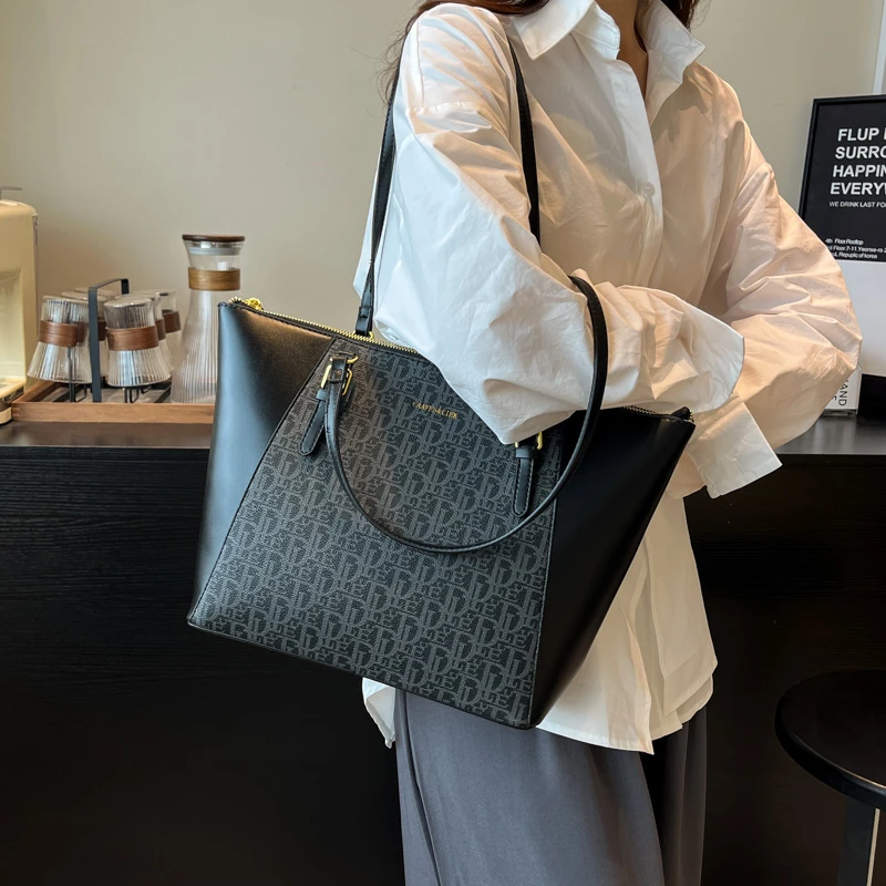 

Fashionable Ladies Crossbody Bag Leather Shoulder Handbags Tote Messenger Women By Luxury Brand Famous Designer Classic