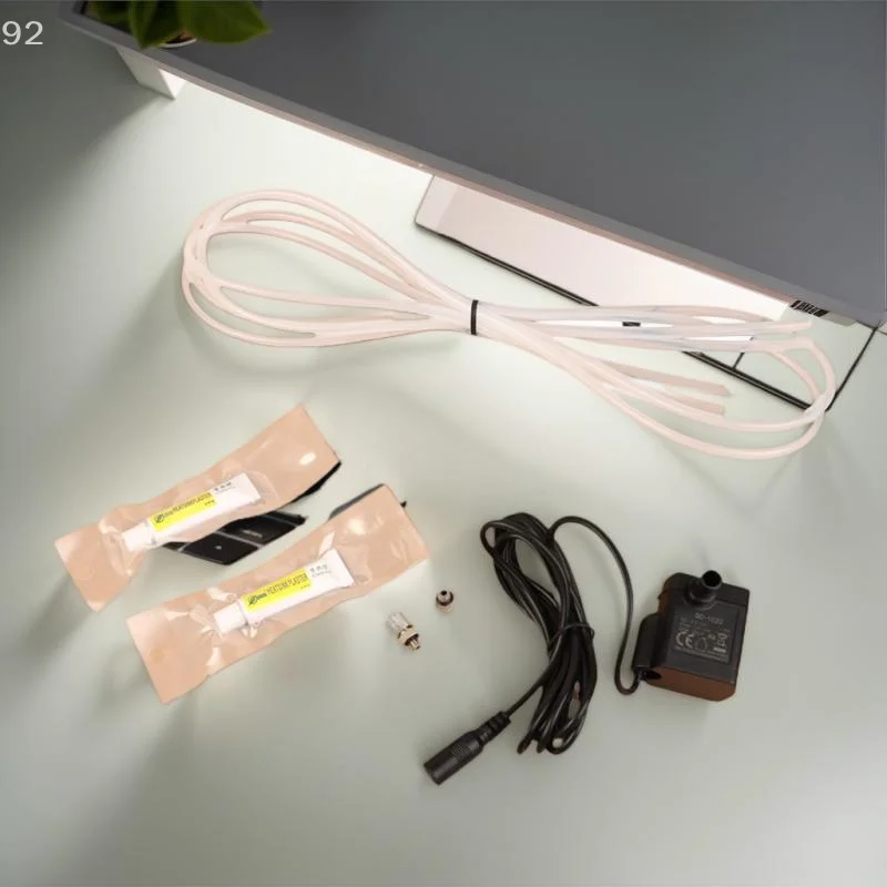 Superior System Notebook Water-Cooling Kit with Heat Dissipation and Thermal Conductor