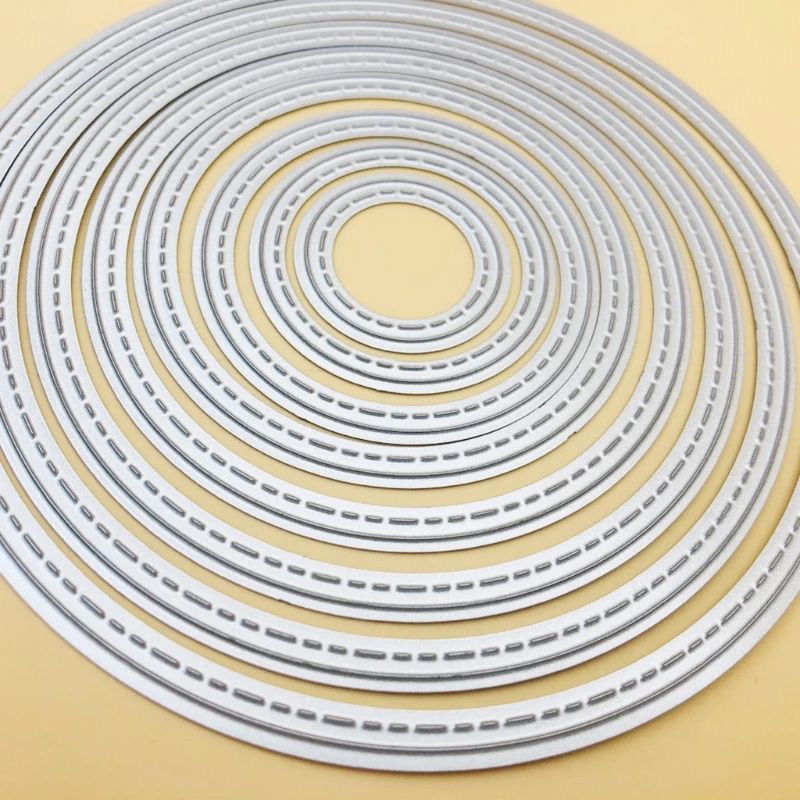 8ชิ้น/เซ็ตวงกลมรอบกรอบโลหะที่ตัดลายกระดาษลายฉลุสมุดภาพ DIY แสตมป์การ์ดกระดาษงานฝีมือลายนูนตกแต่ง