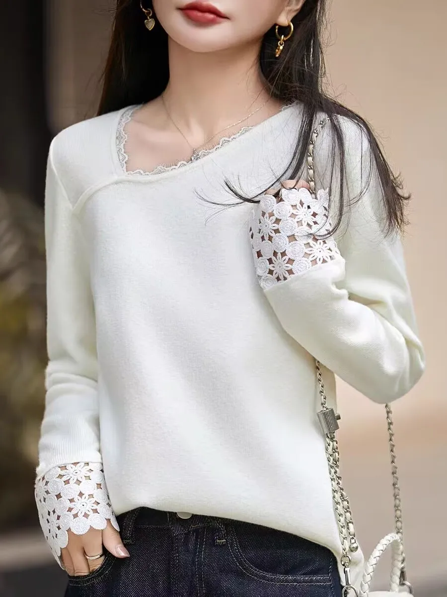 

Delicate Knitted Long Sleeve Lace Splicing V-neck Women's Inner Wear Base Shirt Cotton Gentle Style Autumn Winter New Design