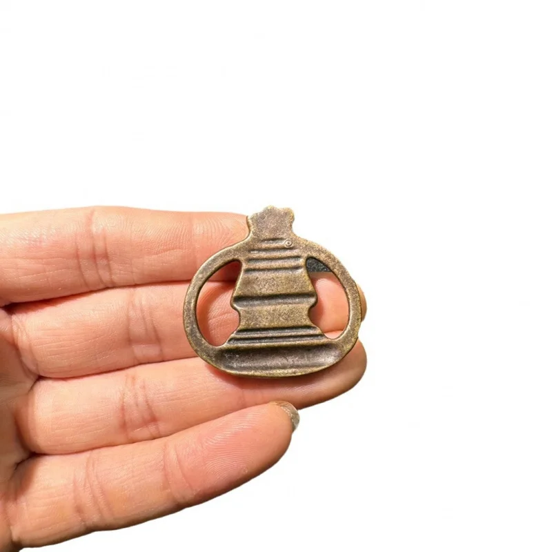 Brass Tibetan-style Buddhist stupa link, sutra clasp accessory, decorative relic tower pendant