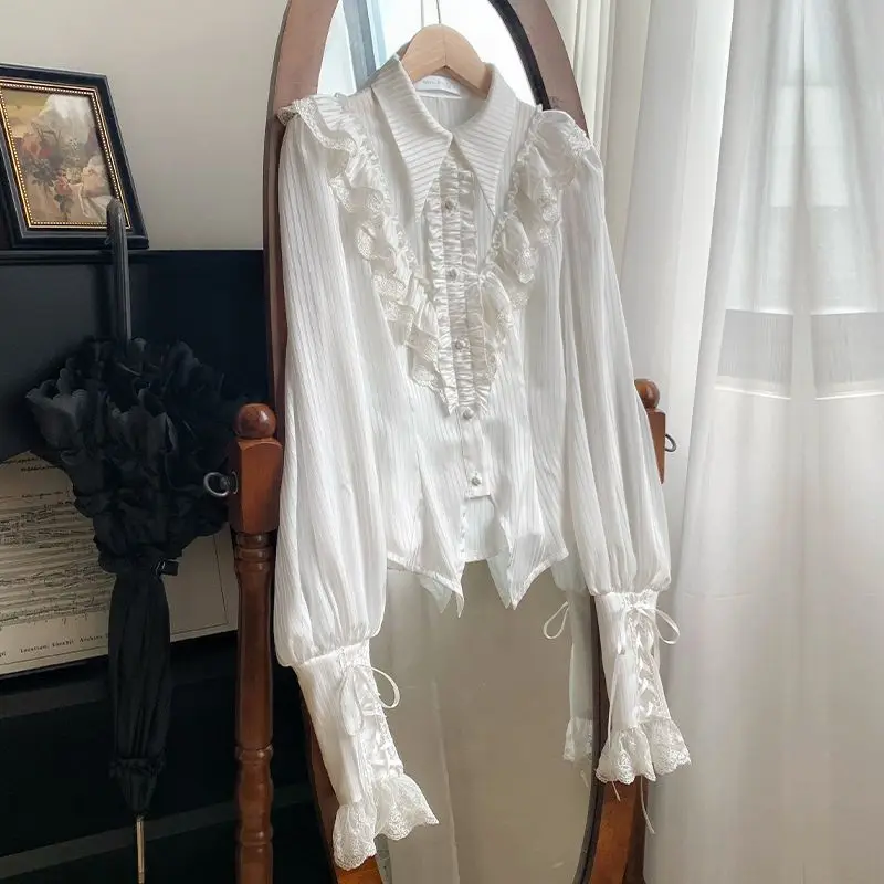 Vintage Blouse Women Y2K Aesthetic Lolita Kawaii Retro Slim Fit Fashion Tops Lace Trim Sweet Ruffle Elegant Casual Ladies Shirts