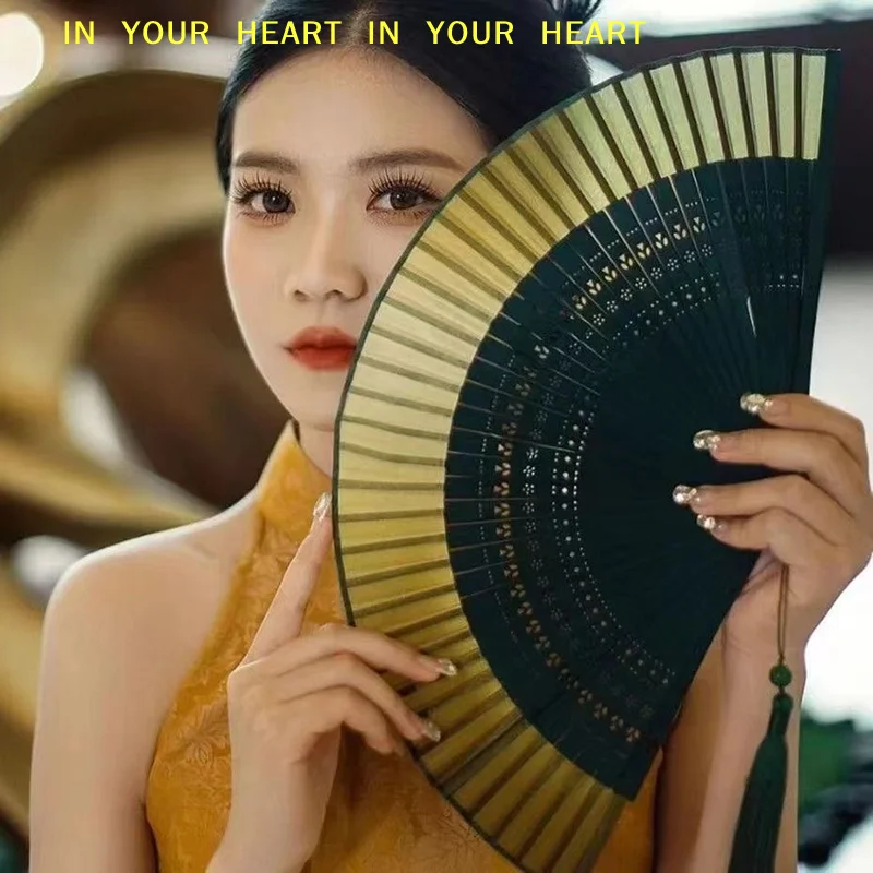 【X】Éventail pliant en bambou sculpté, style chinois vintage, éventail ajouré, éventail à main pour mariage, accessoire de fête parfumé, cadeau, décoration d'intérieur