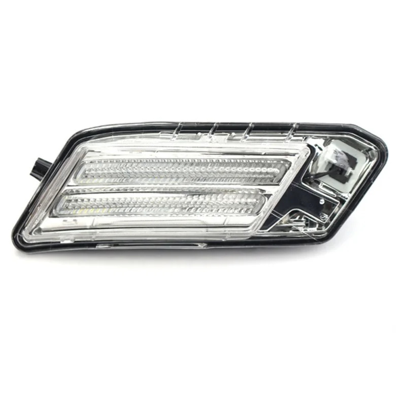 

For Volvo XC60 2008-2013 Compatible LED Front Bumper Bar Fog Light Turn Signal Indicator